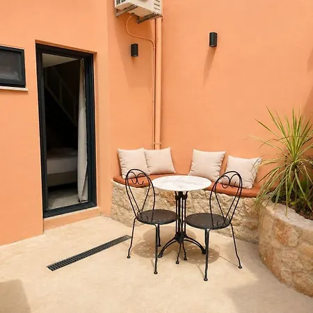 Ohana Urban Loft Ii With Garden Apartment